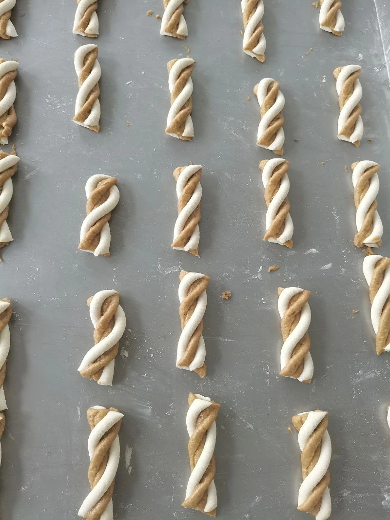 twist slits biscuit machine(001)